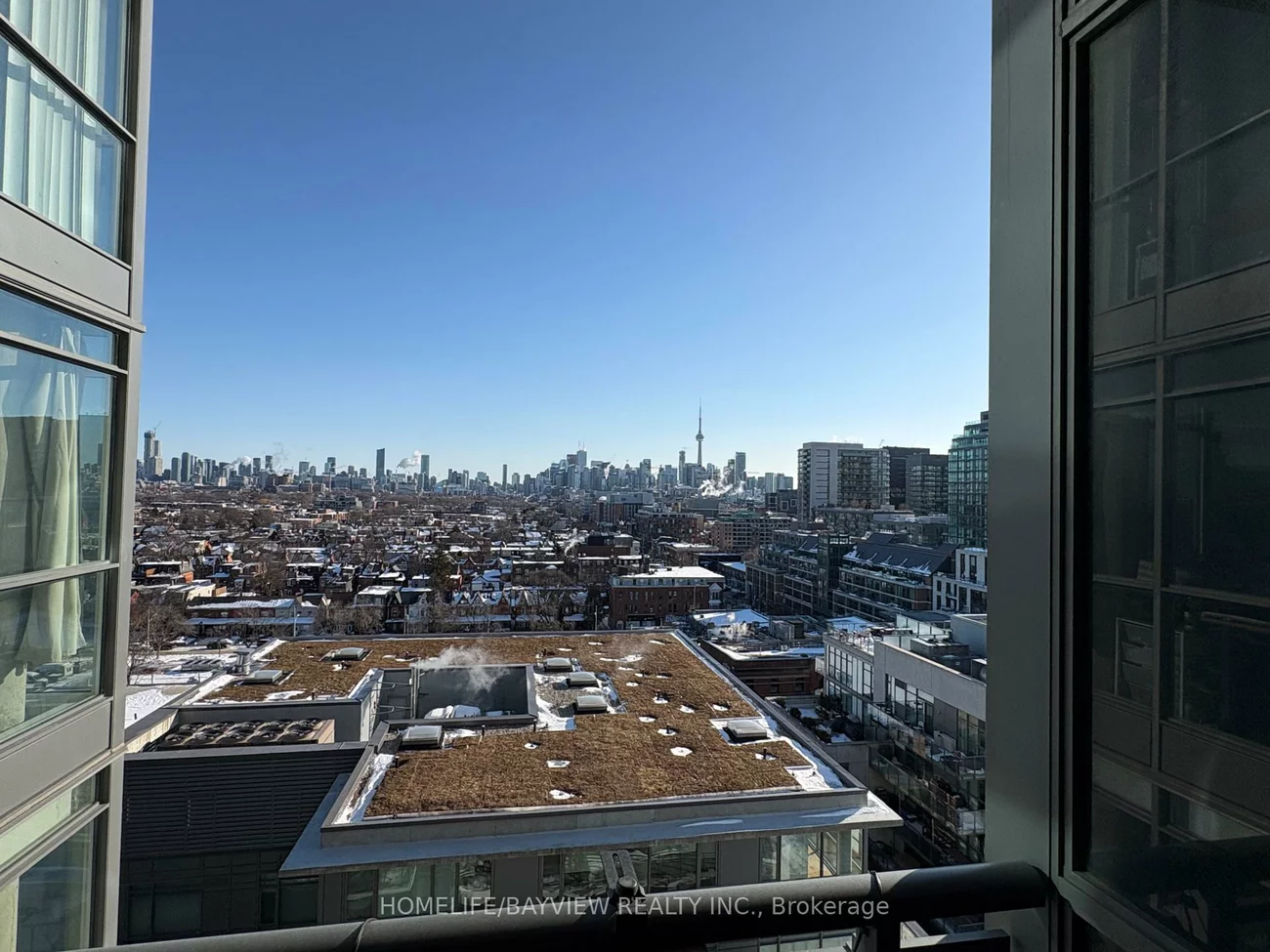 20, Minowan Miikan, Little Portugal, Toronto