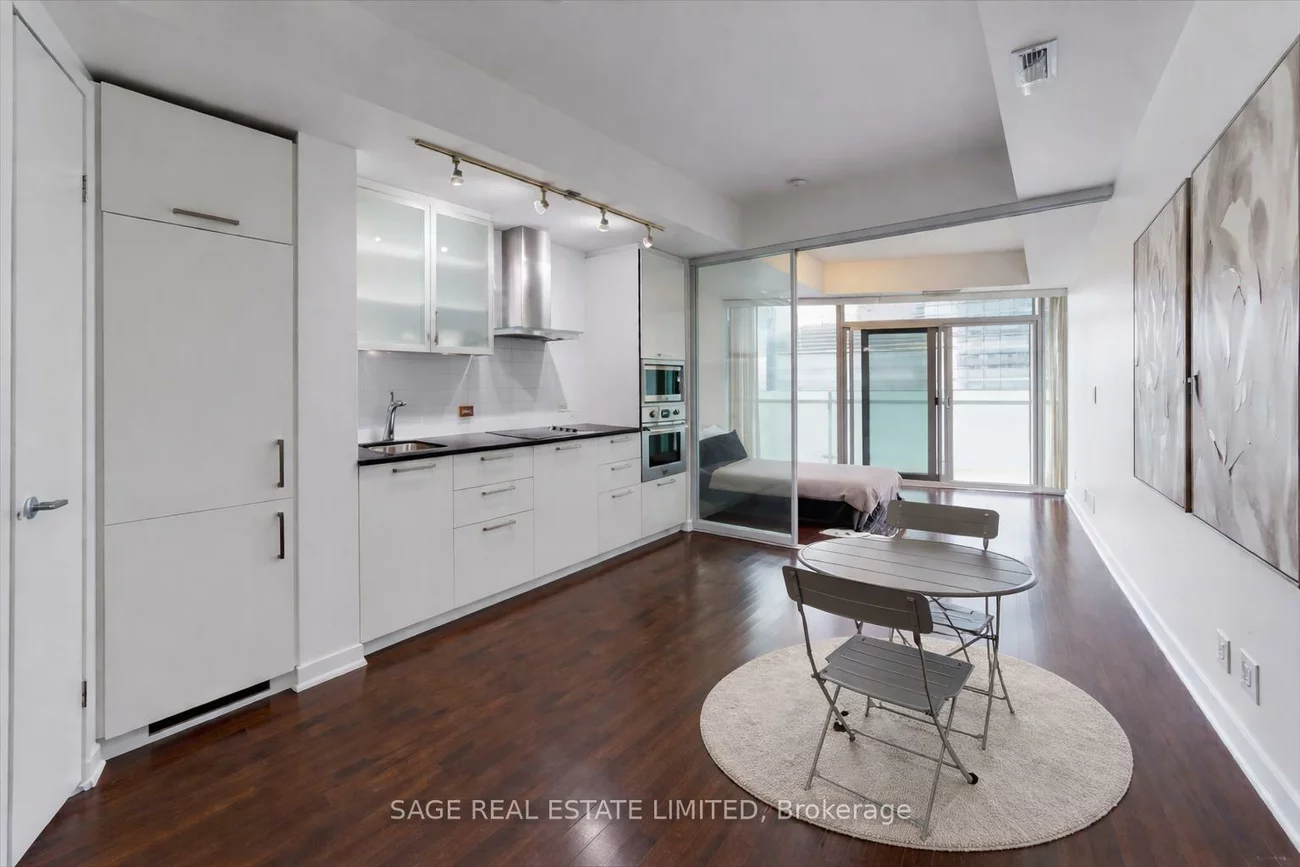 12, York, Waterfront Communities C1, Toronto