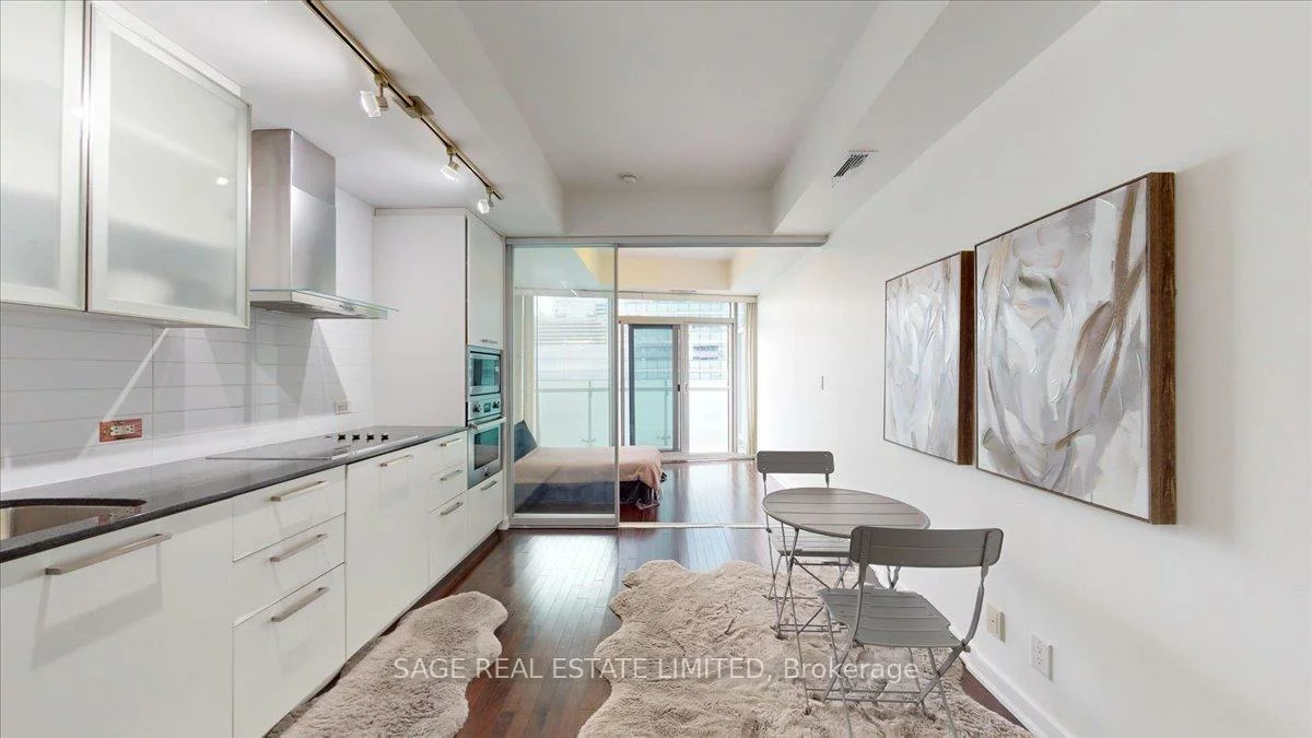 12, York, Waterfront Communities C1, Toronto