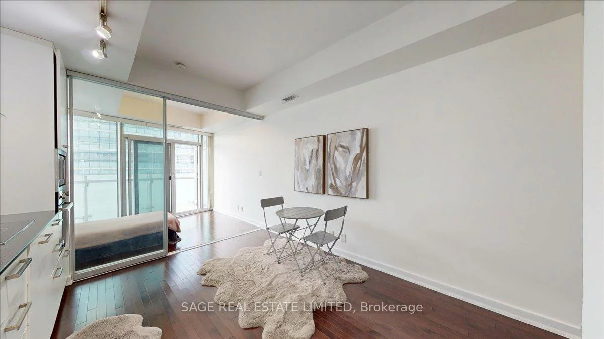 12, York, Waterfront Communities C1, Toronto