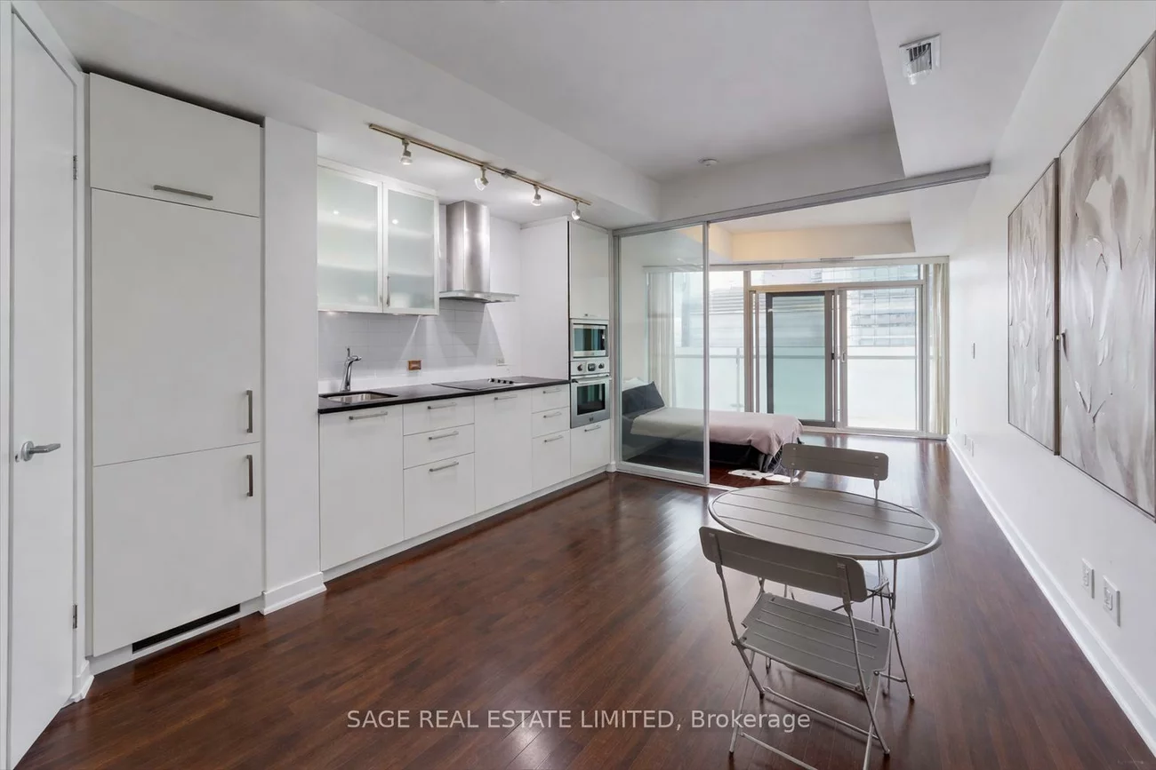 12, York, Waterfront Communities C1, Toronto