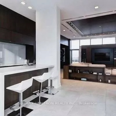 28, Avondale, Willowdale East, Toronto