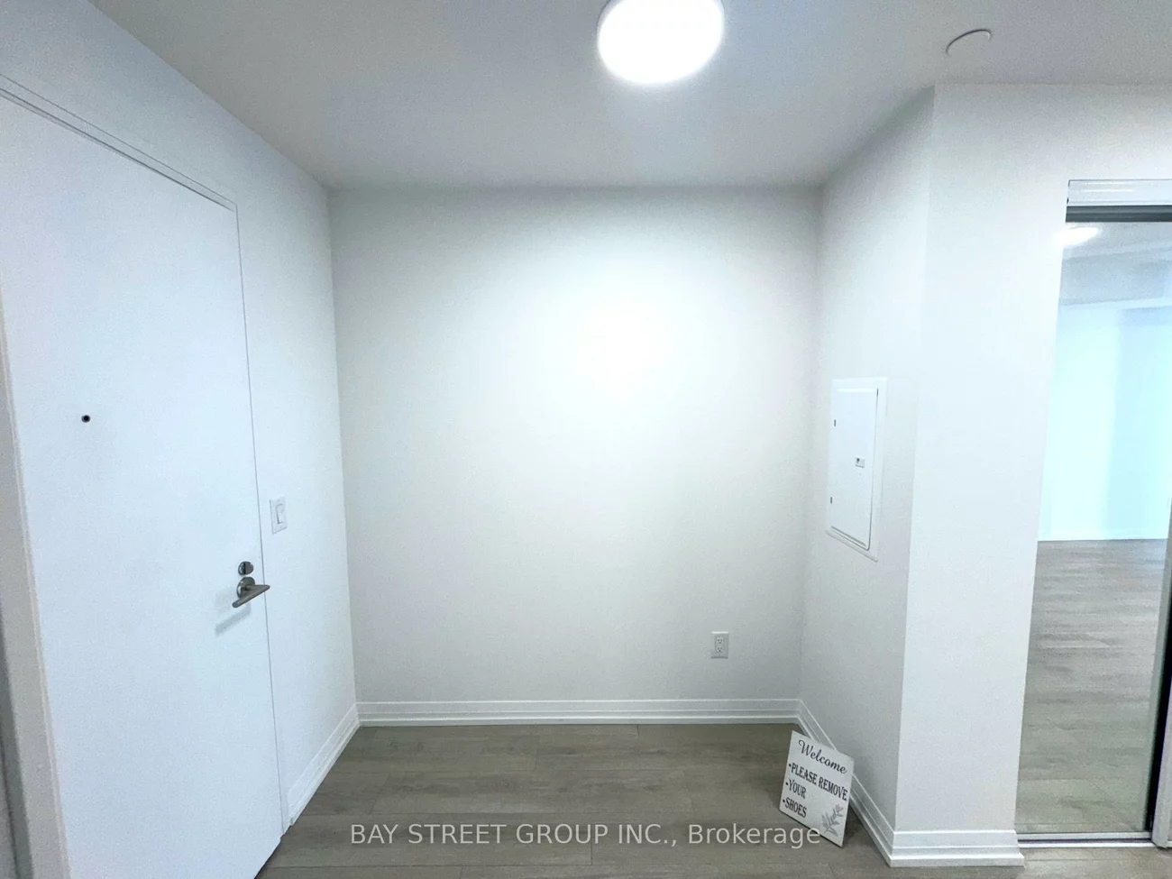 8, Widmer, Waterfront Communities C1, Toronto