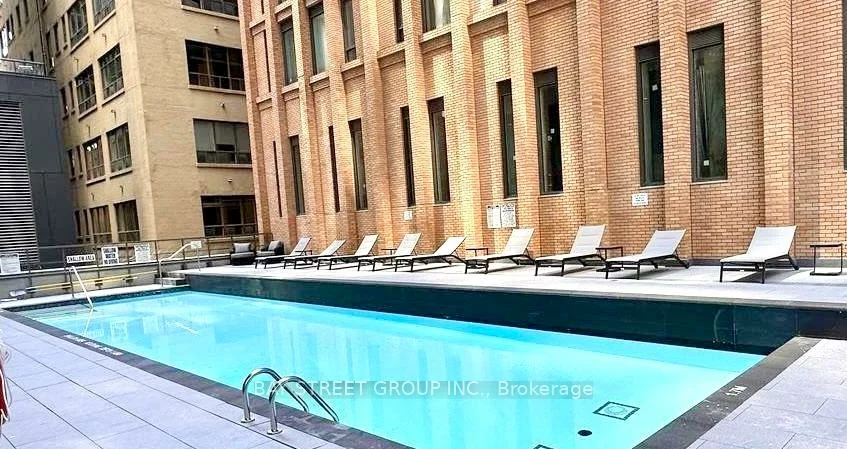 8, Widmer, Waterfront Communities C1, Toronto