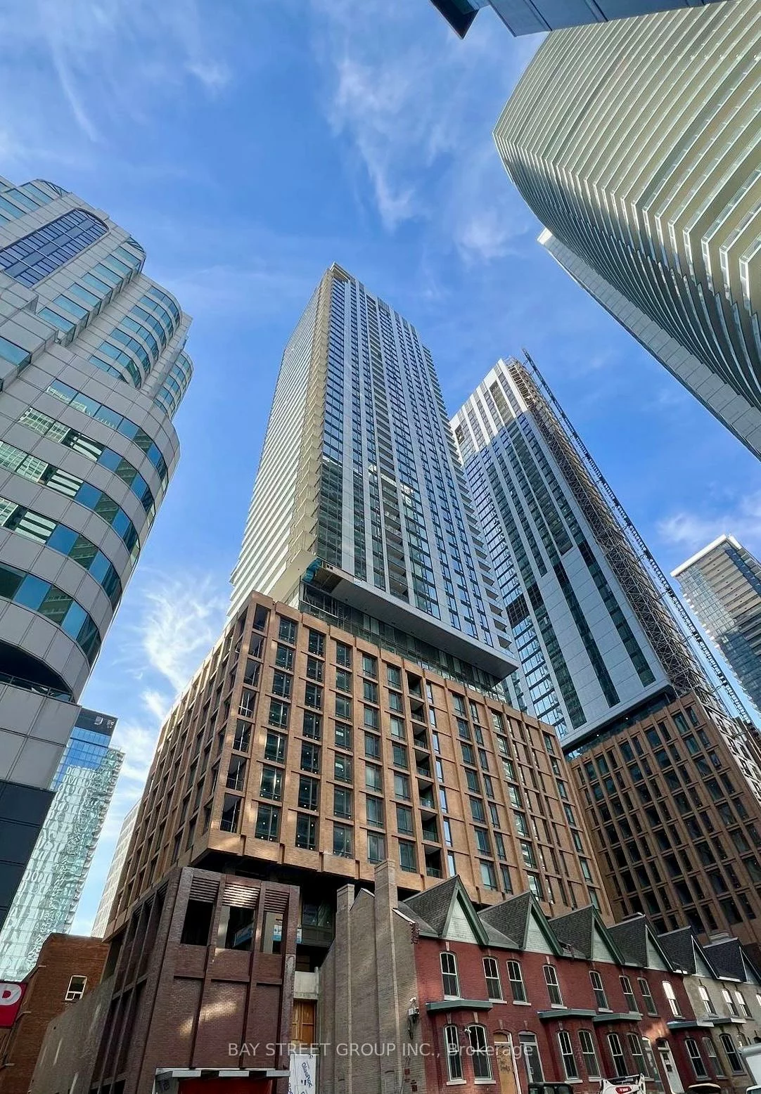 8, Widmer, Waterfront Communities C1, Toronto