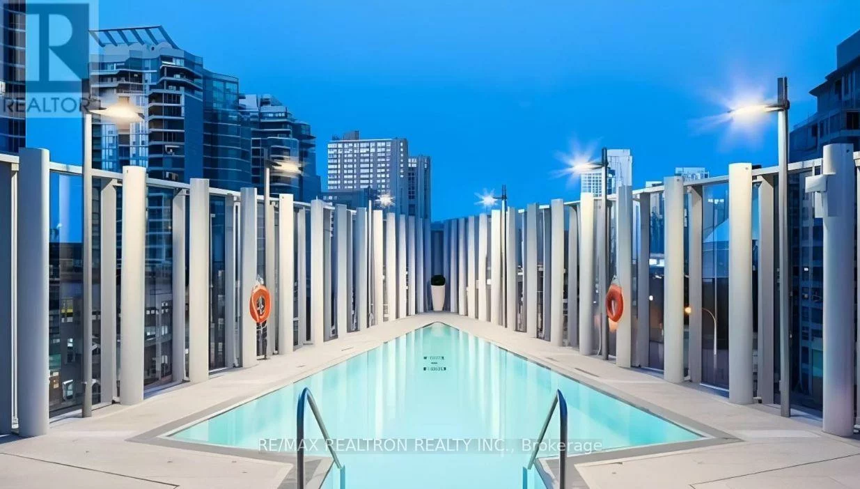 10, YORK, Waterfront Communities C1, Toronto