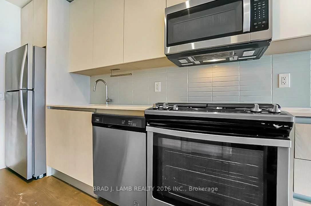 2A, Church, Waterfront Communities C8, Toronto