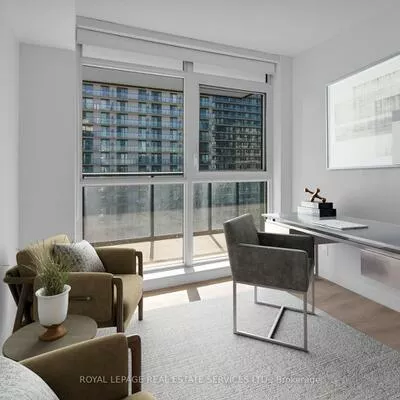 38, Widmer, Waterfront Communities C1, Toronto