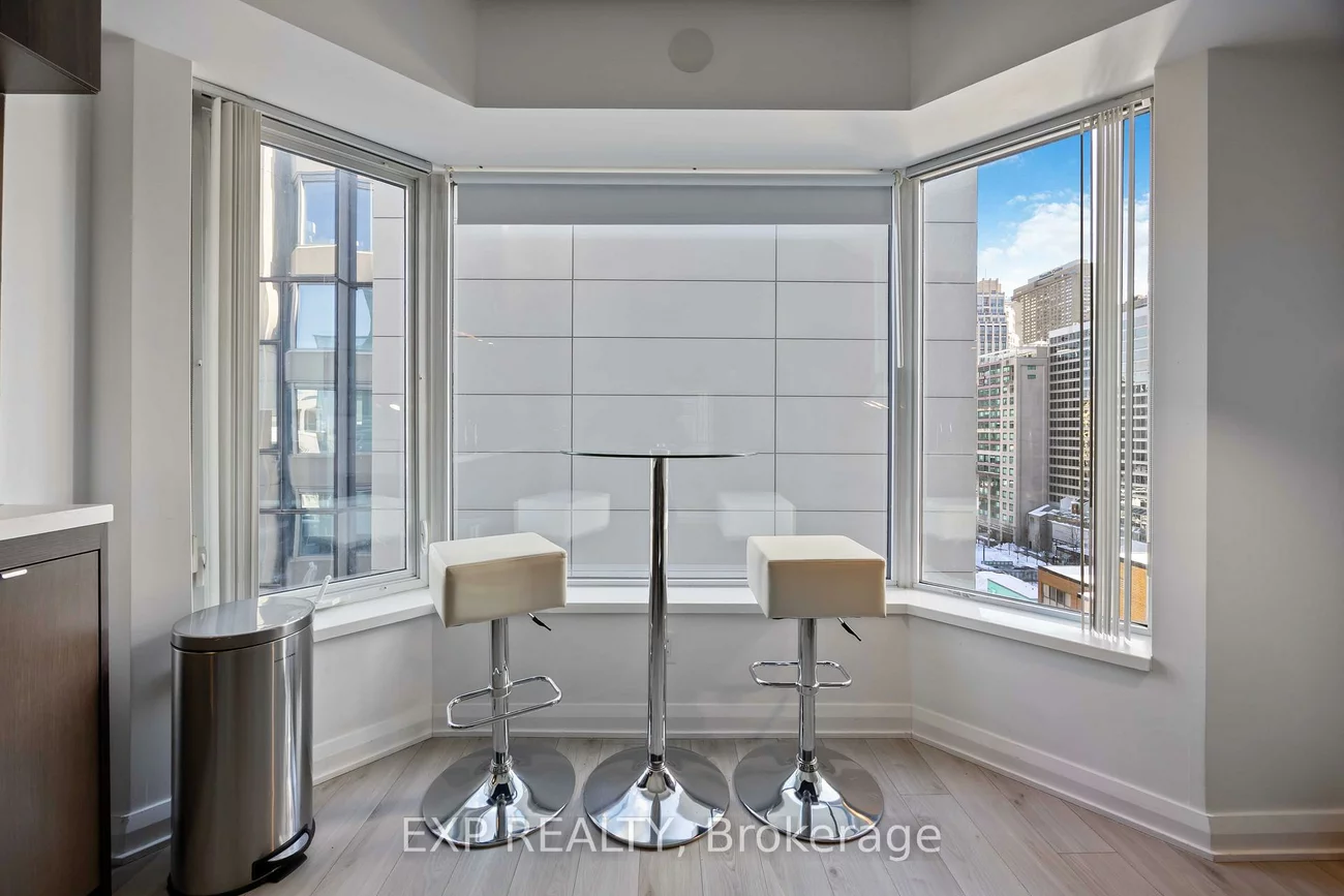 155, Yorkville, Annex, Toronto