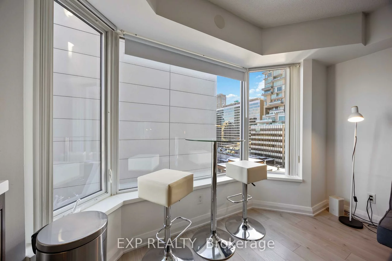 155, Yorkville, Annex, Toronto