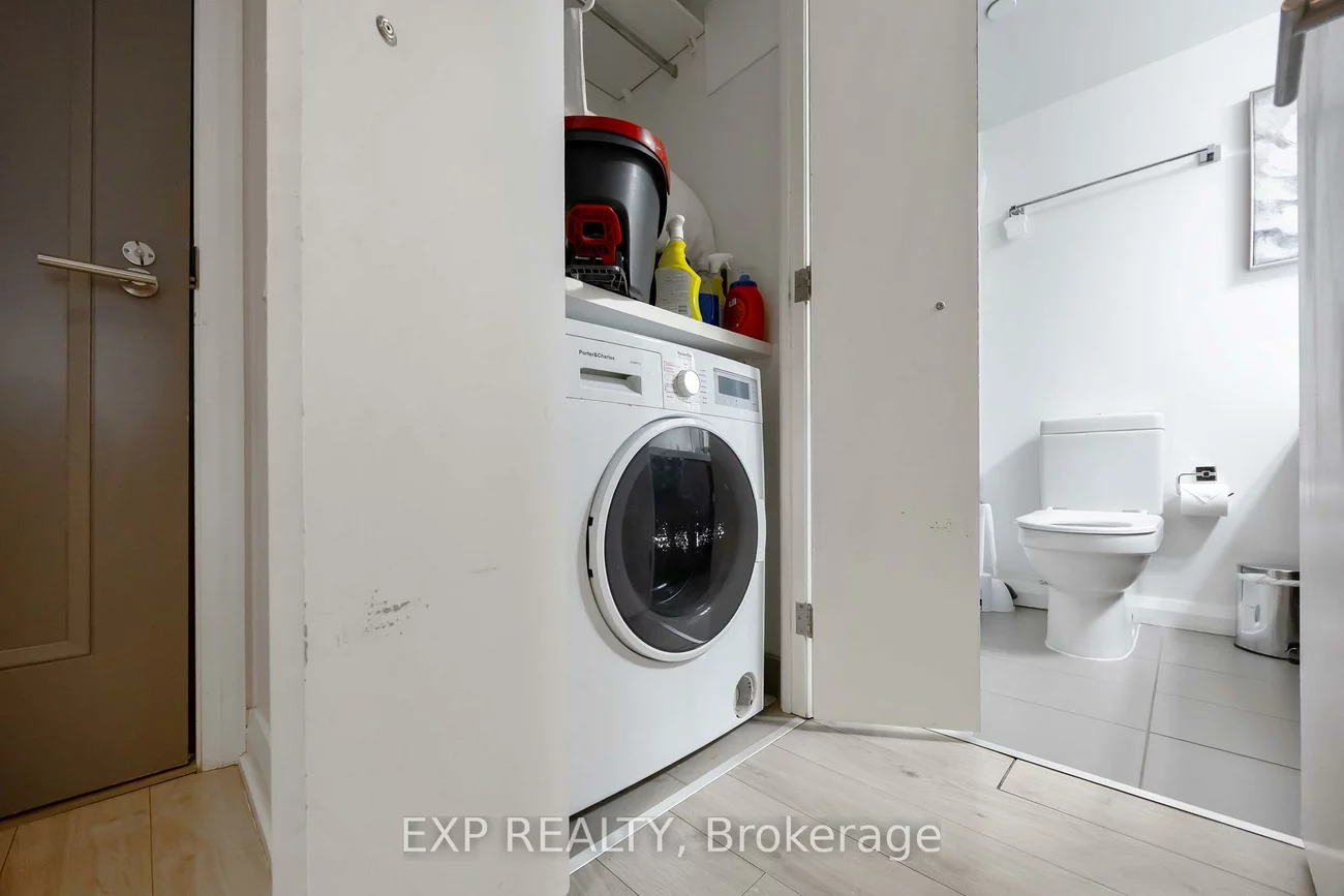 155, Yorkville, Annex, Toronto