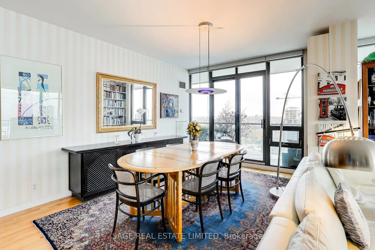 33, Lombard, Church-Yonge Corridor, Toronto