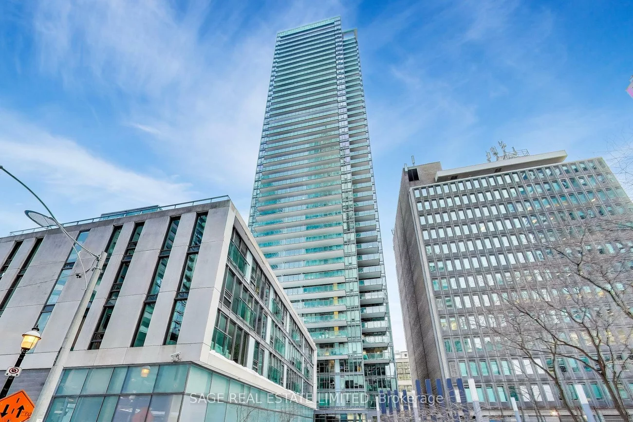 33, Lombard, Church-Yonge Corridor, Toronto