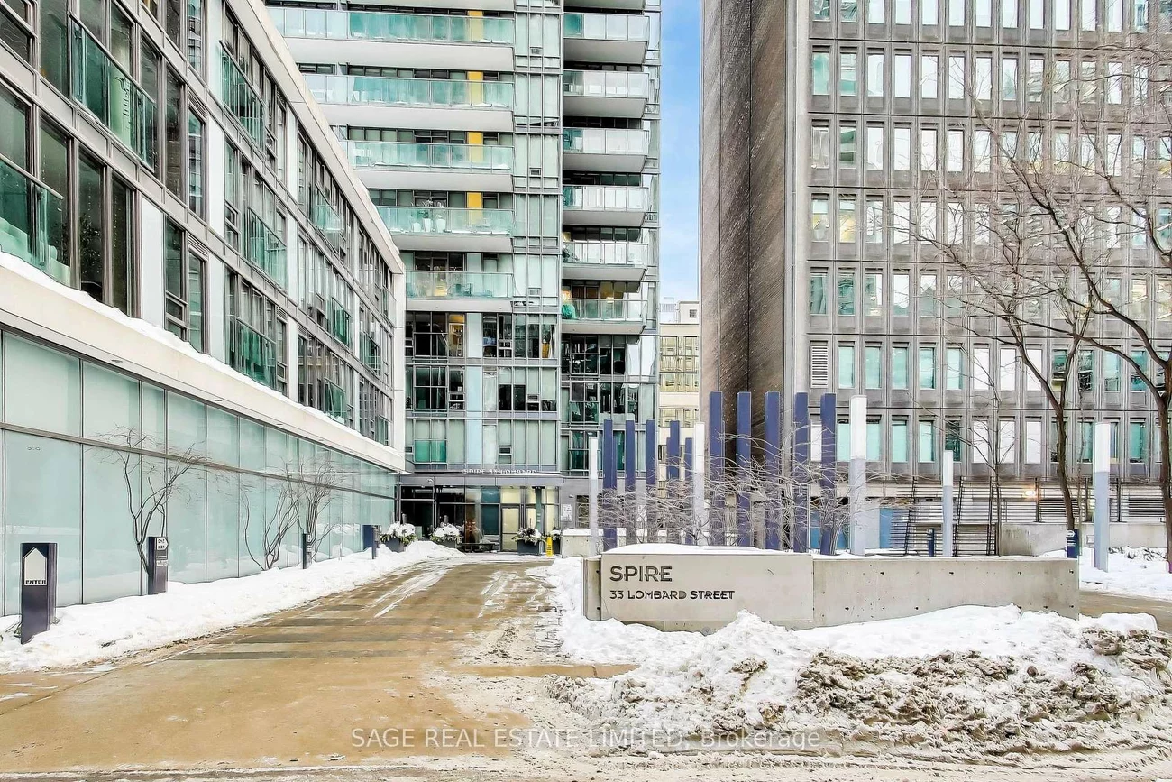 33, Lombard, Church-Yonge Corridor, Toronto