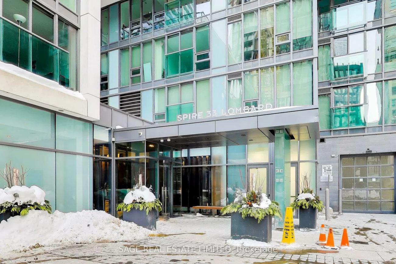 33, Lombard, Church-Yonge Corridor, Toronto