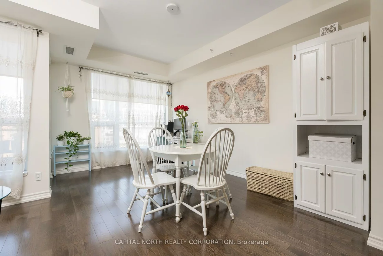 23, Glebe, Yonge-Eglinton, Toronto