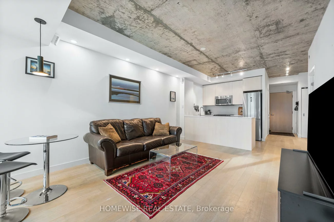 111, Bathurst, Waterfront Communities C1, Toronto