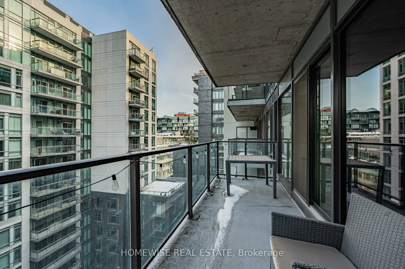 111, Bathurst, Waterfront Communities C1, Toronto