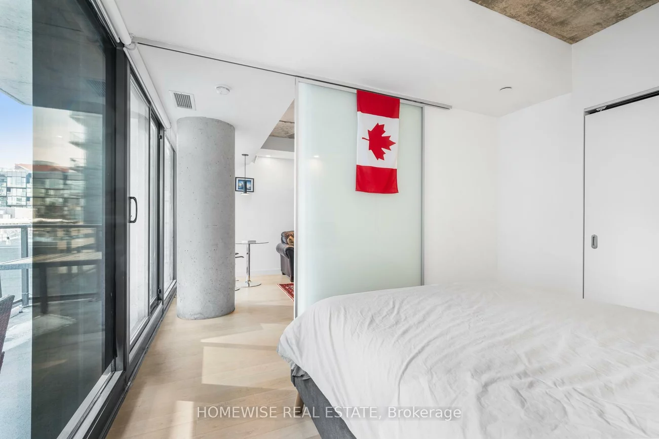 111, Bathurst, Waterfront Communities C1, Toronto