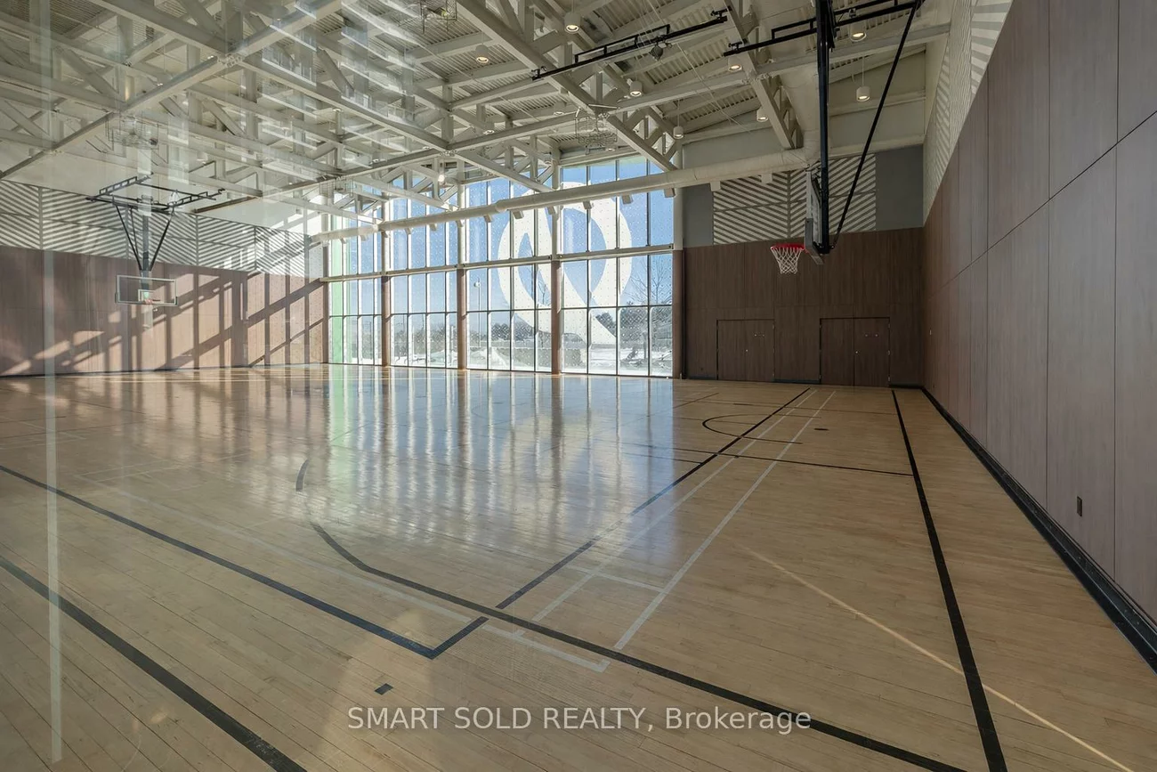 85, McMahon, Bayview Village, Toronto