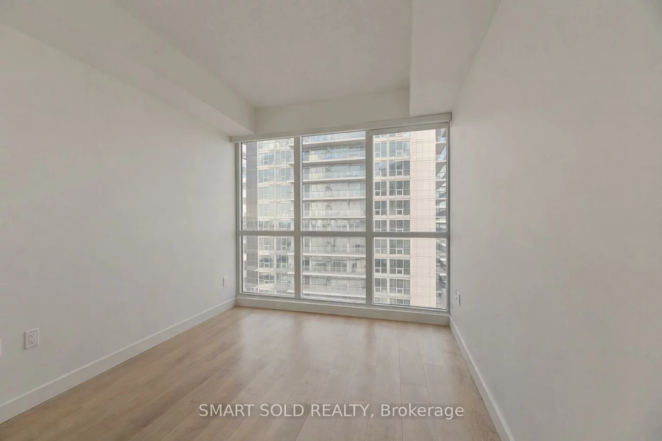 85, McMahon, Bayview Village, Toronto