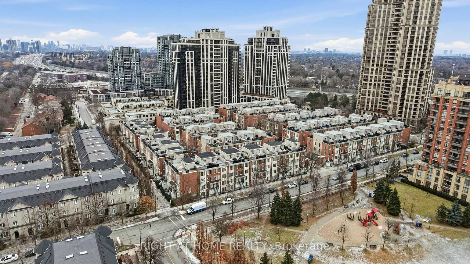 5, Everson, Willowdale East, Toronto