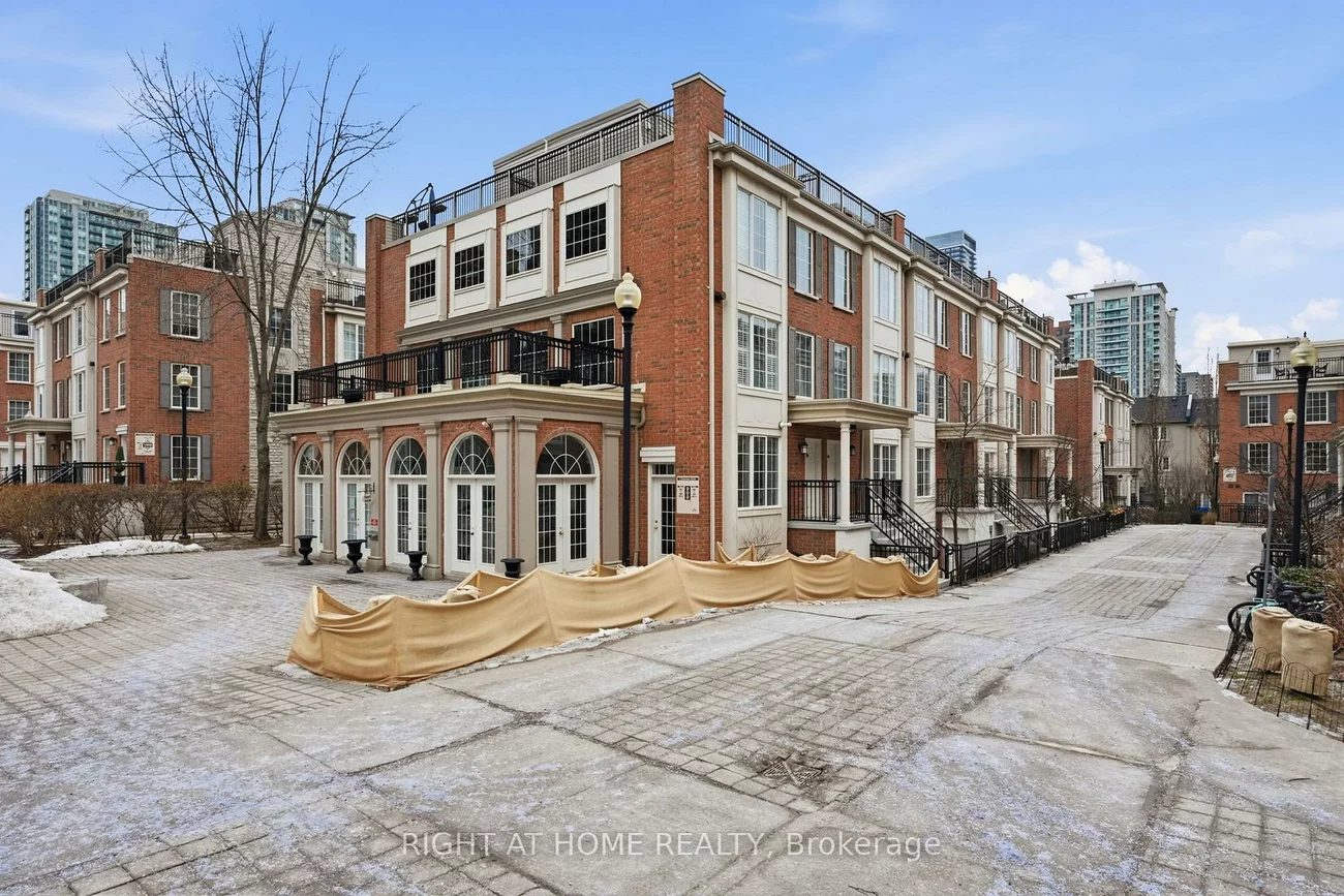 5, Everson, Willowdale East, Toronto