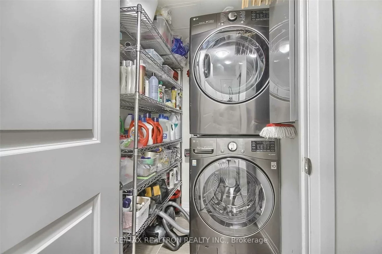 741, Sheppard, Clanton Park, Toronto