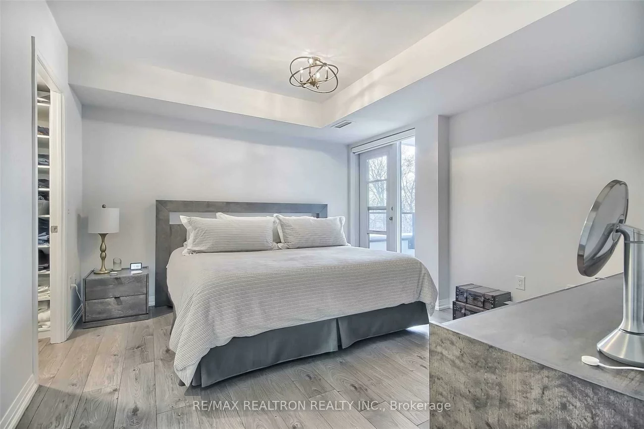 741, Sheppard, Clanton Park, Toronto