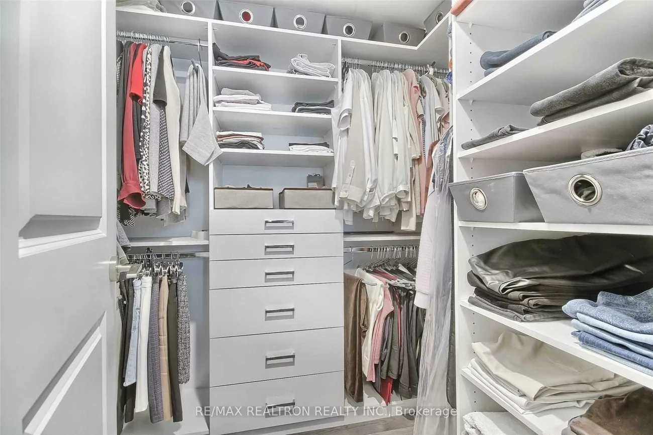 741, Sheppard, Clanton Park, Toronto