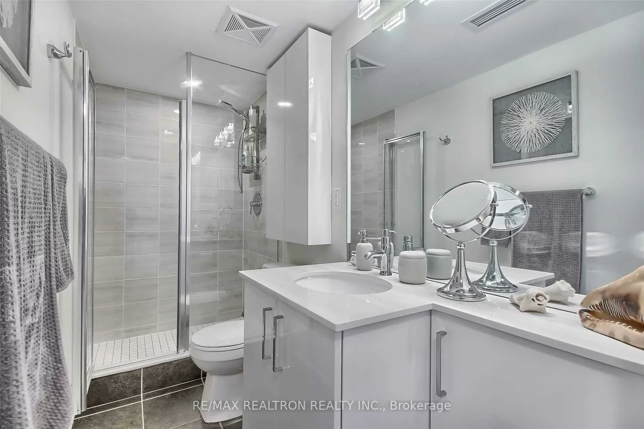 741, Sheppard, Clanton Park, Toronto