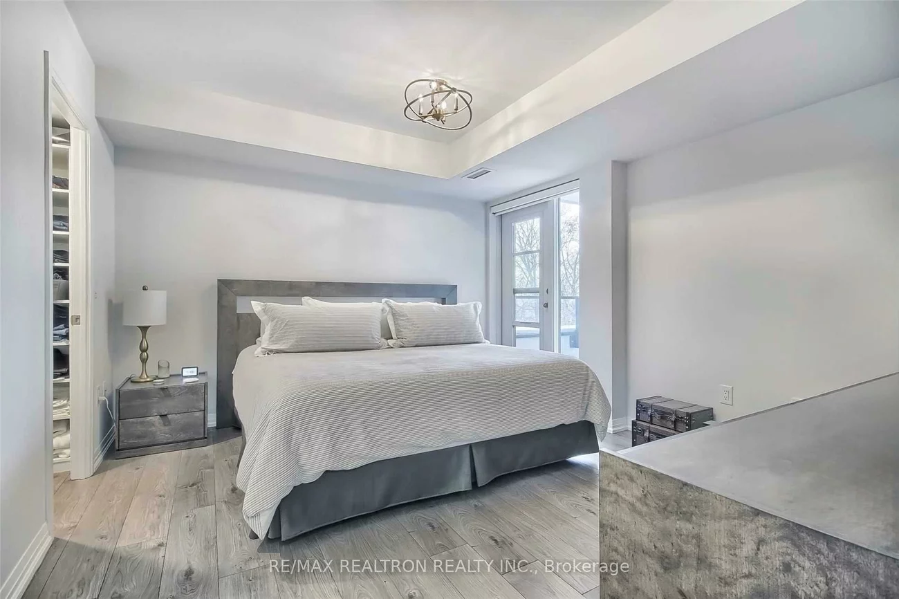 741, Sheppard, Clanton Park, Toronto