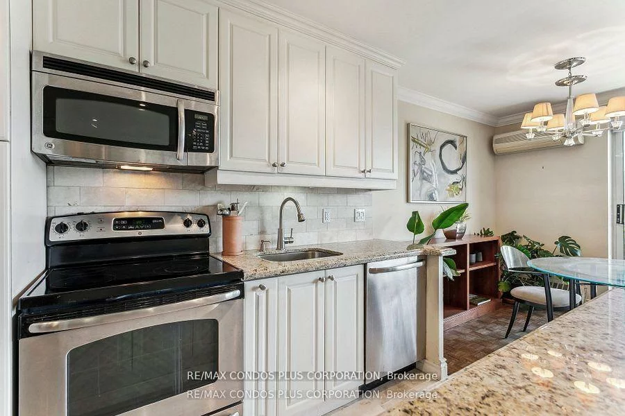 71, Jonesville, Banbury-Don Mills, Toronto