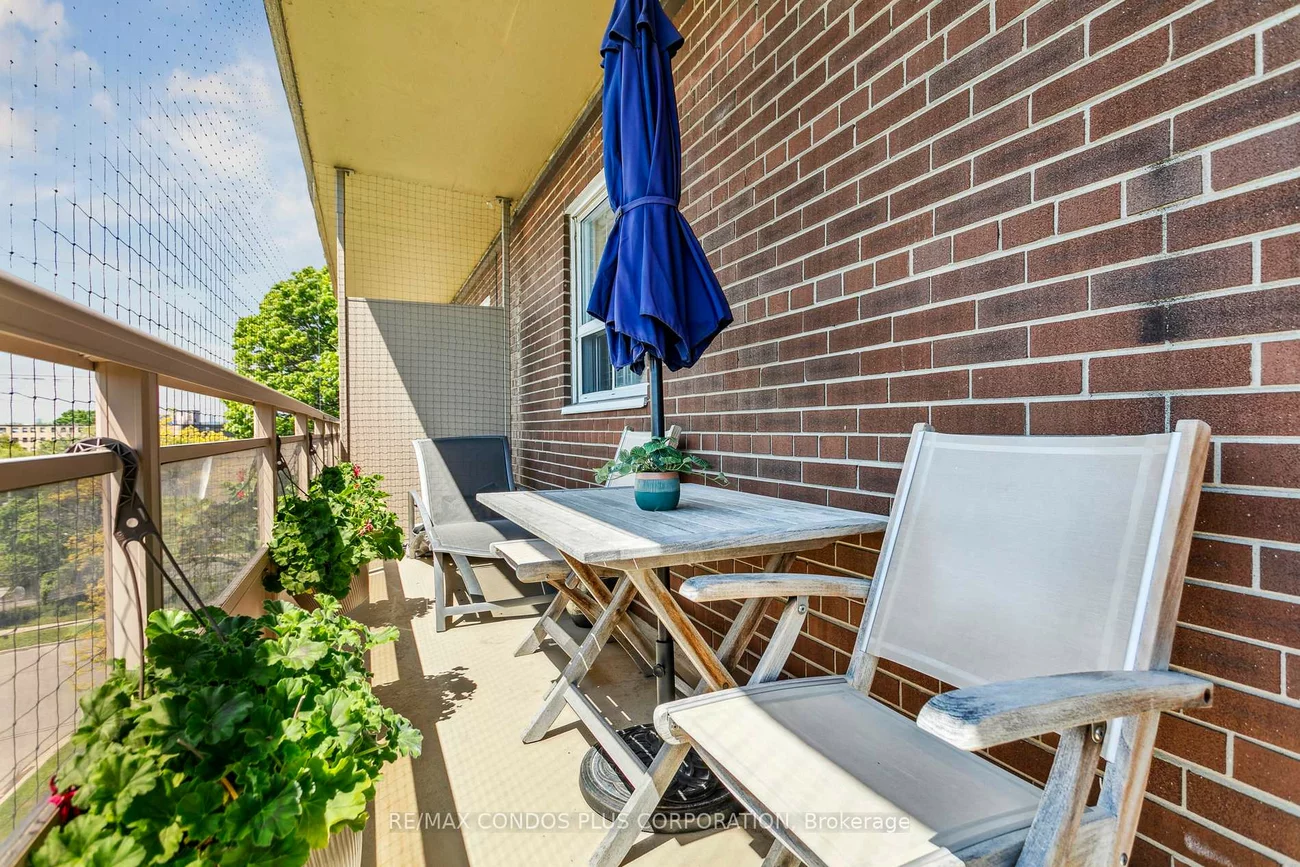 71, Jonesville, Banbury-Don Mills, Toronto