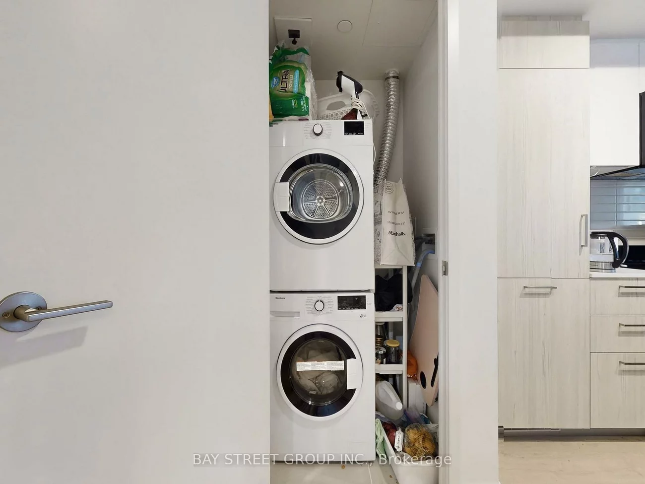 65, Mutual, Church-Yonge Corridor, Toronto