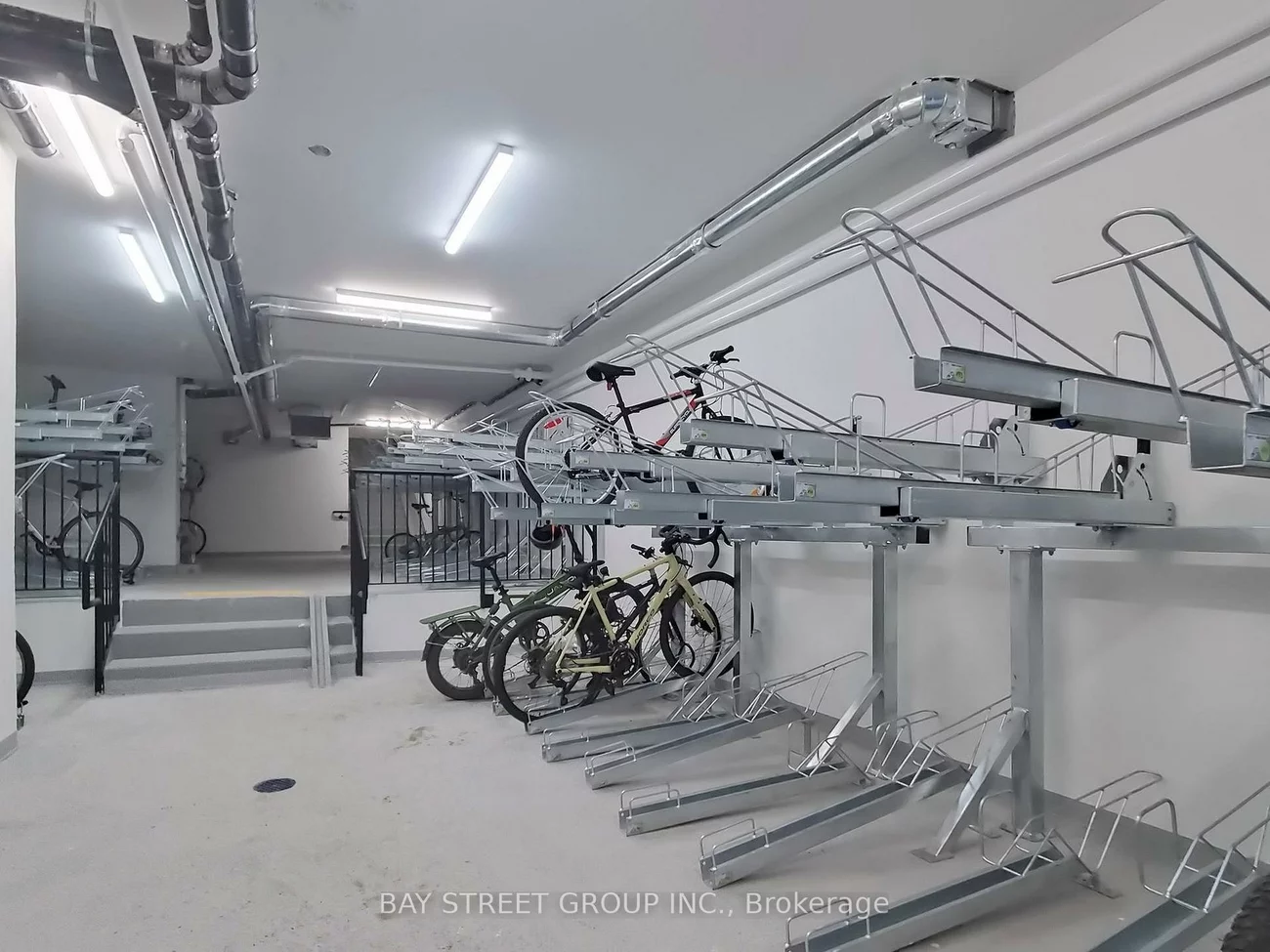 65, Mutual, Church-Yonge Corridor, Toronto