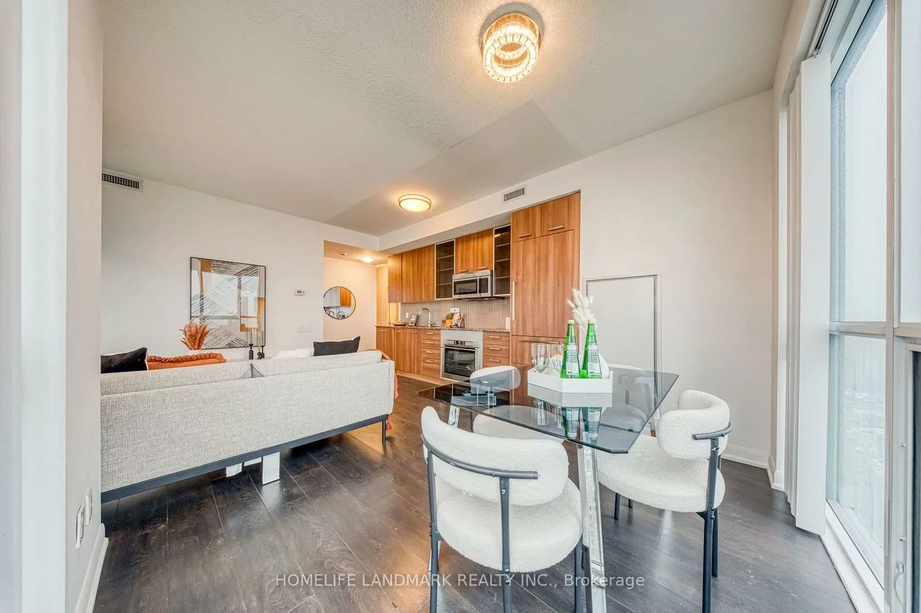 5168, Yonge, Willowdale West, Toronto