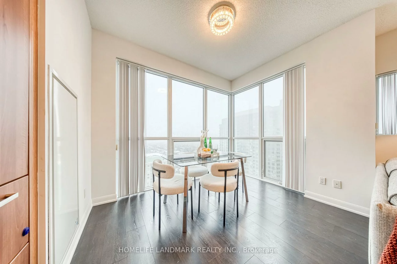 5168, Yonge, Willowdale West, Toronto