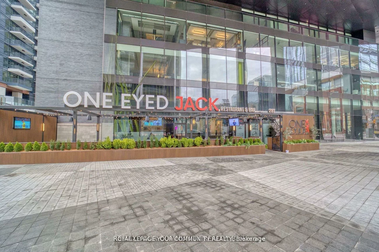 330, Richmond, Waterfront Communities C1, Toronto