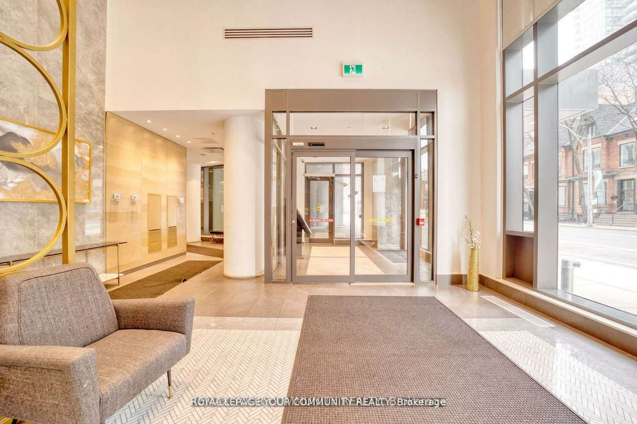 330, Richmond, Waterfront Communities C1, Toronto