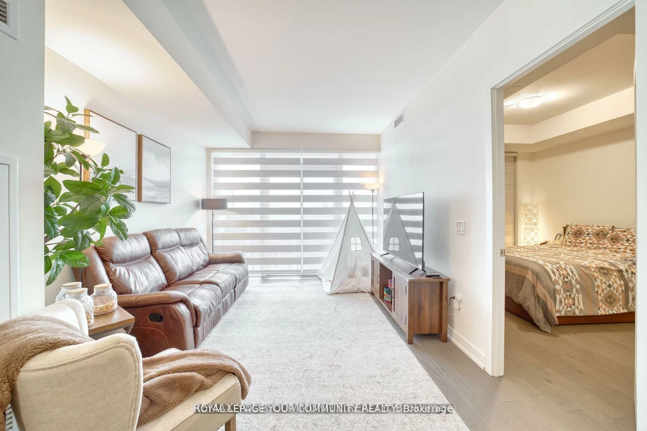 330, Richmond, Waterfront Communities C1, Toronto