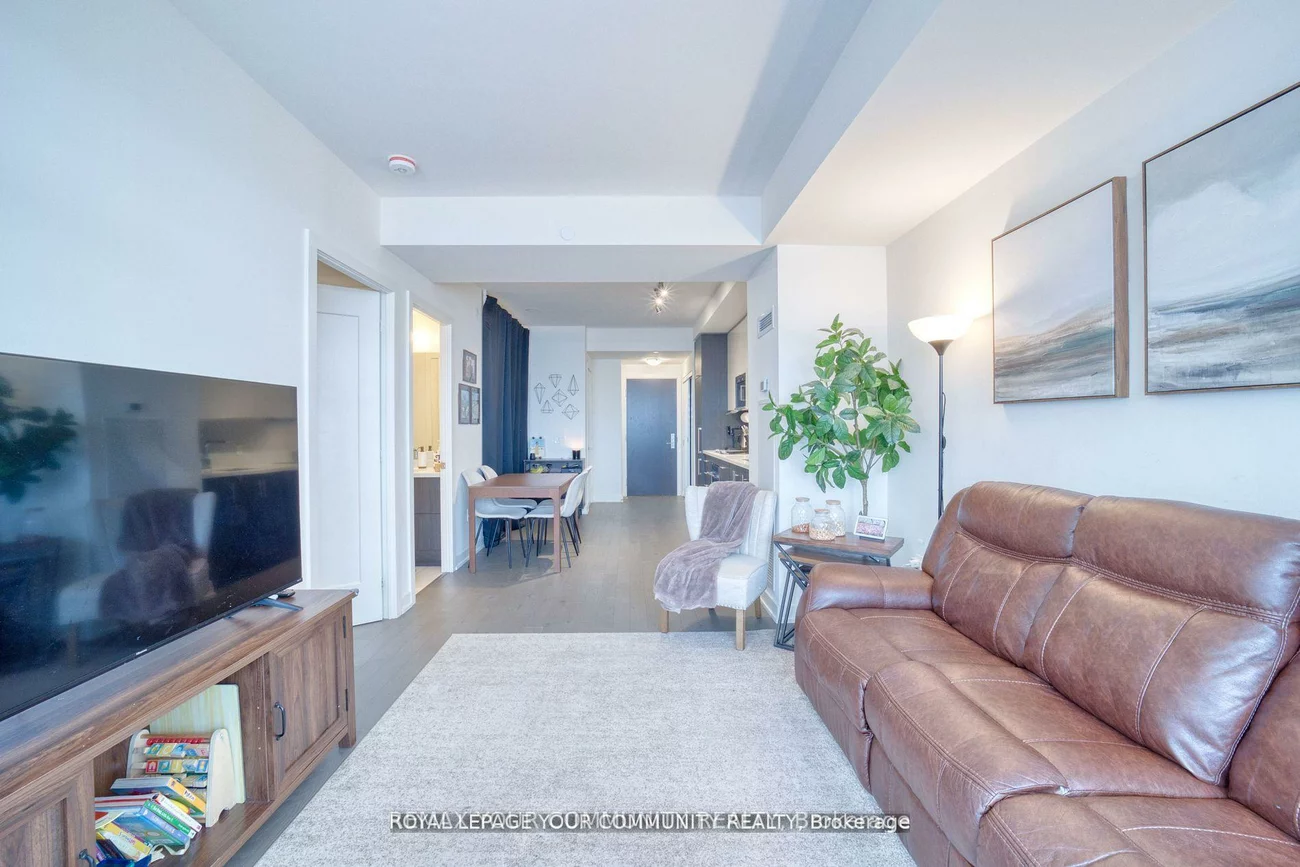 330, Richmond, Waterfront Communities C1, Toronto