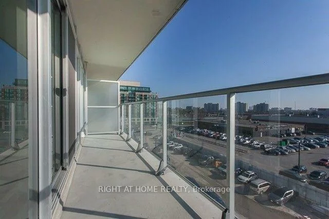 565, Wilson, Clanton Park, Toronto