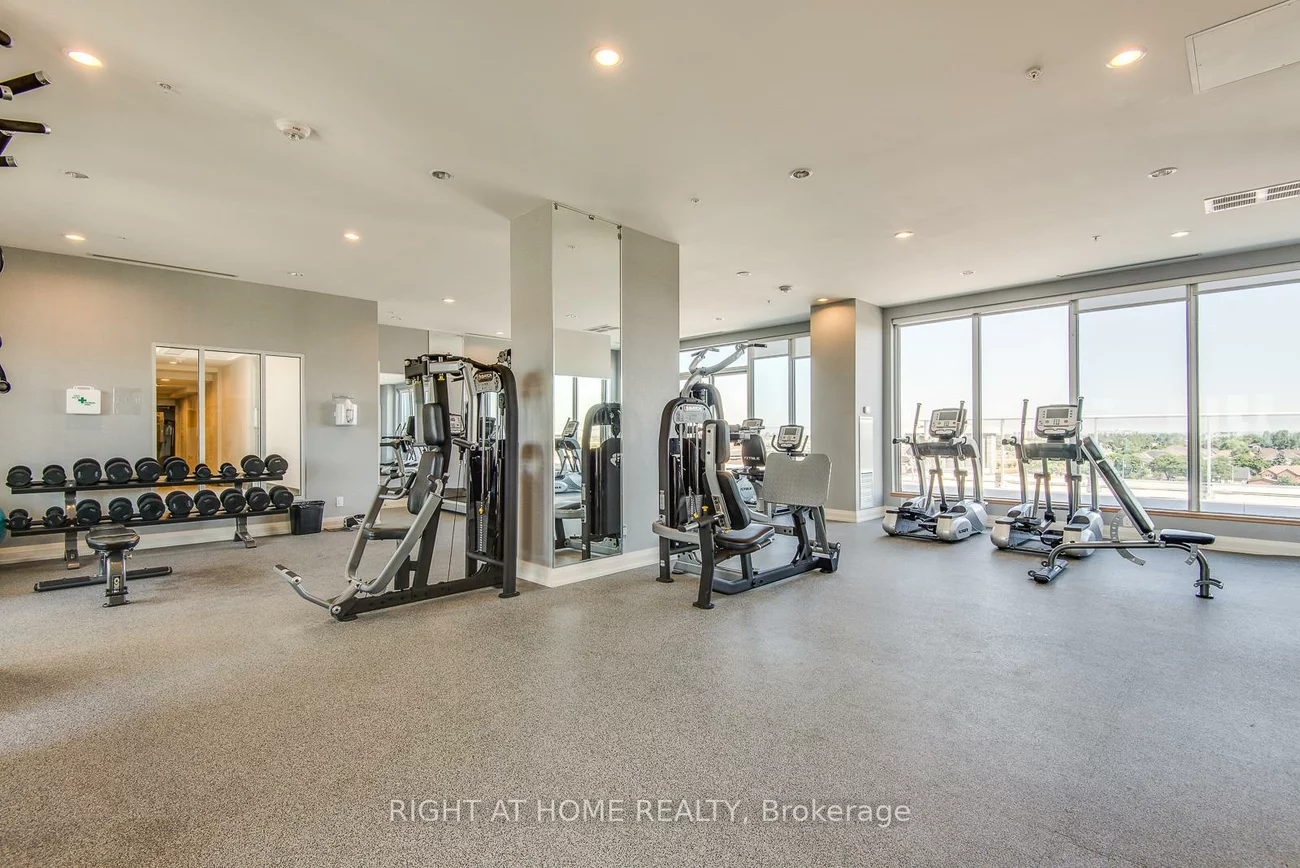 565, Wilson, Clanton Park, Toronto