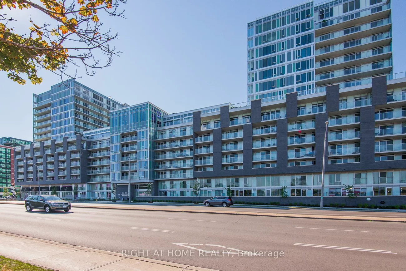 565, Wilson, Clanton Park, Toronto