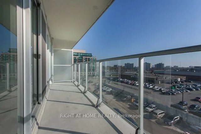 565, Wilson, Clanton Park, Toronto