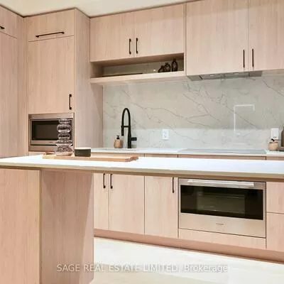 109, Erskine, Mount Pleasant West, Toronto