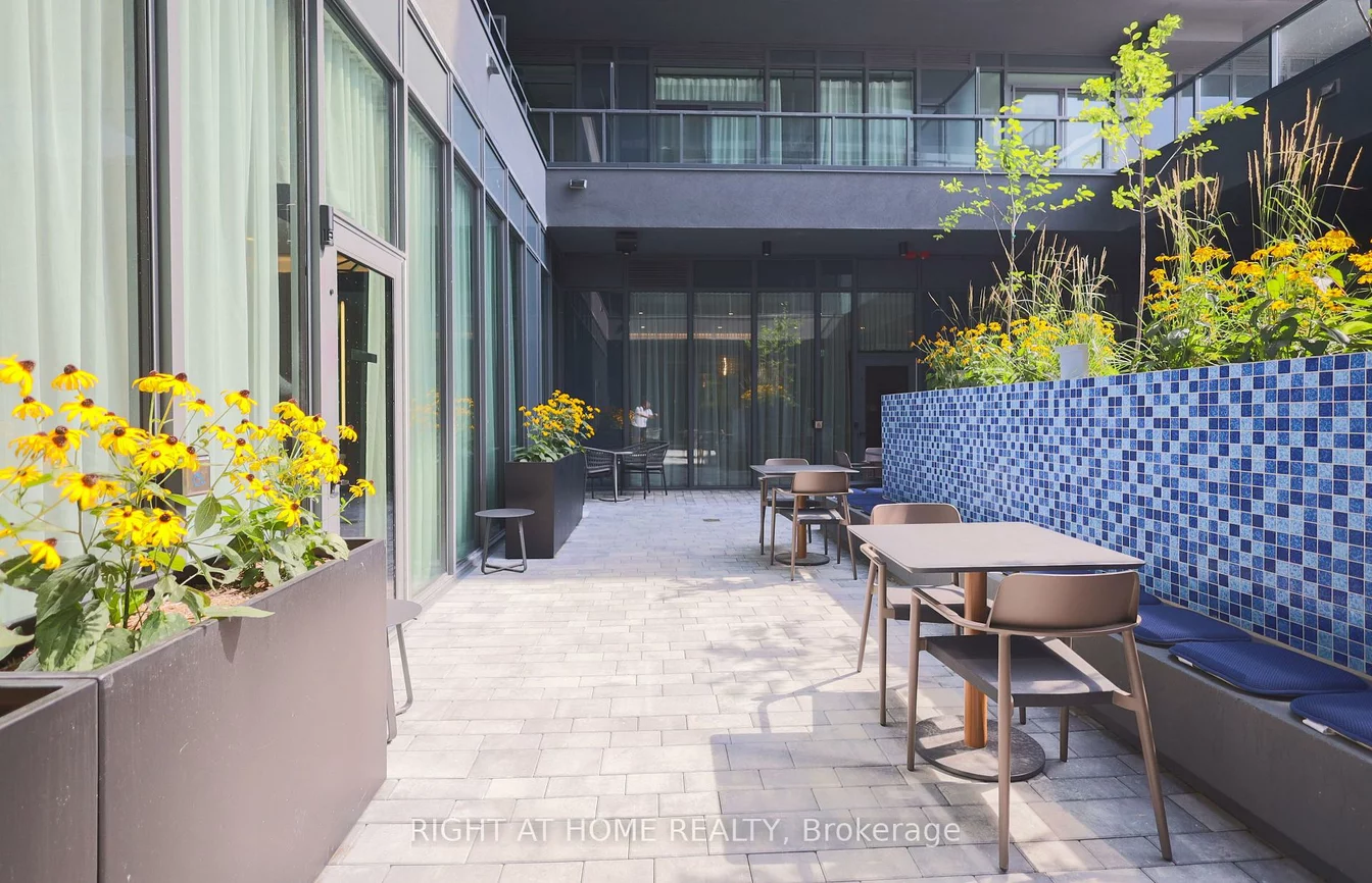 500, Dupont, Annex, Toronto