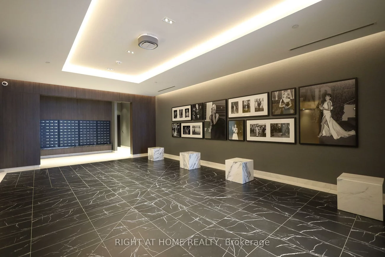 500, Dupont, Annex, Toronto