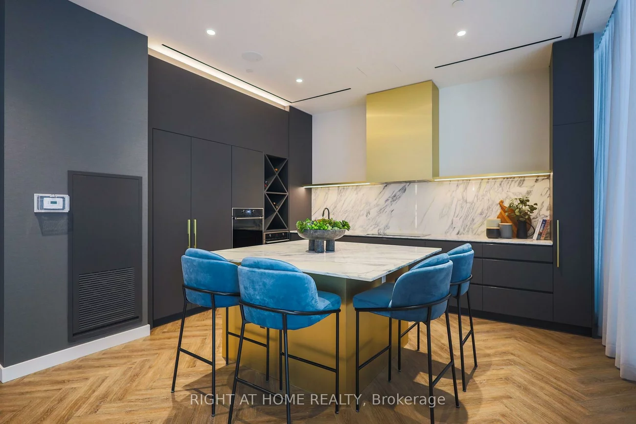 500, Dupont, Annex, Toronto